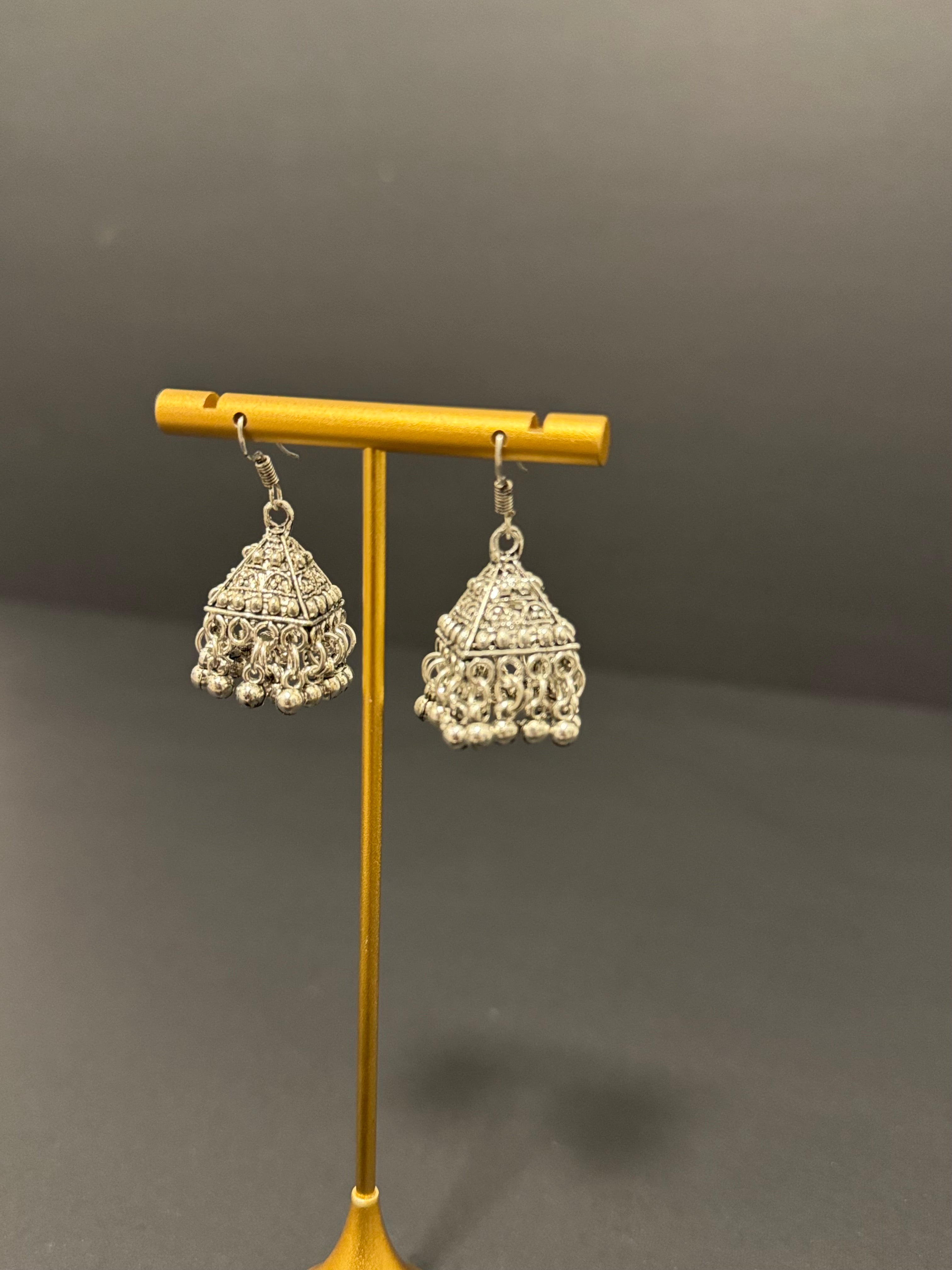 Trikoot Jhumkas