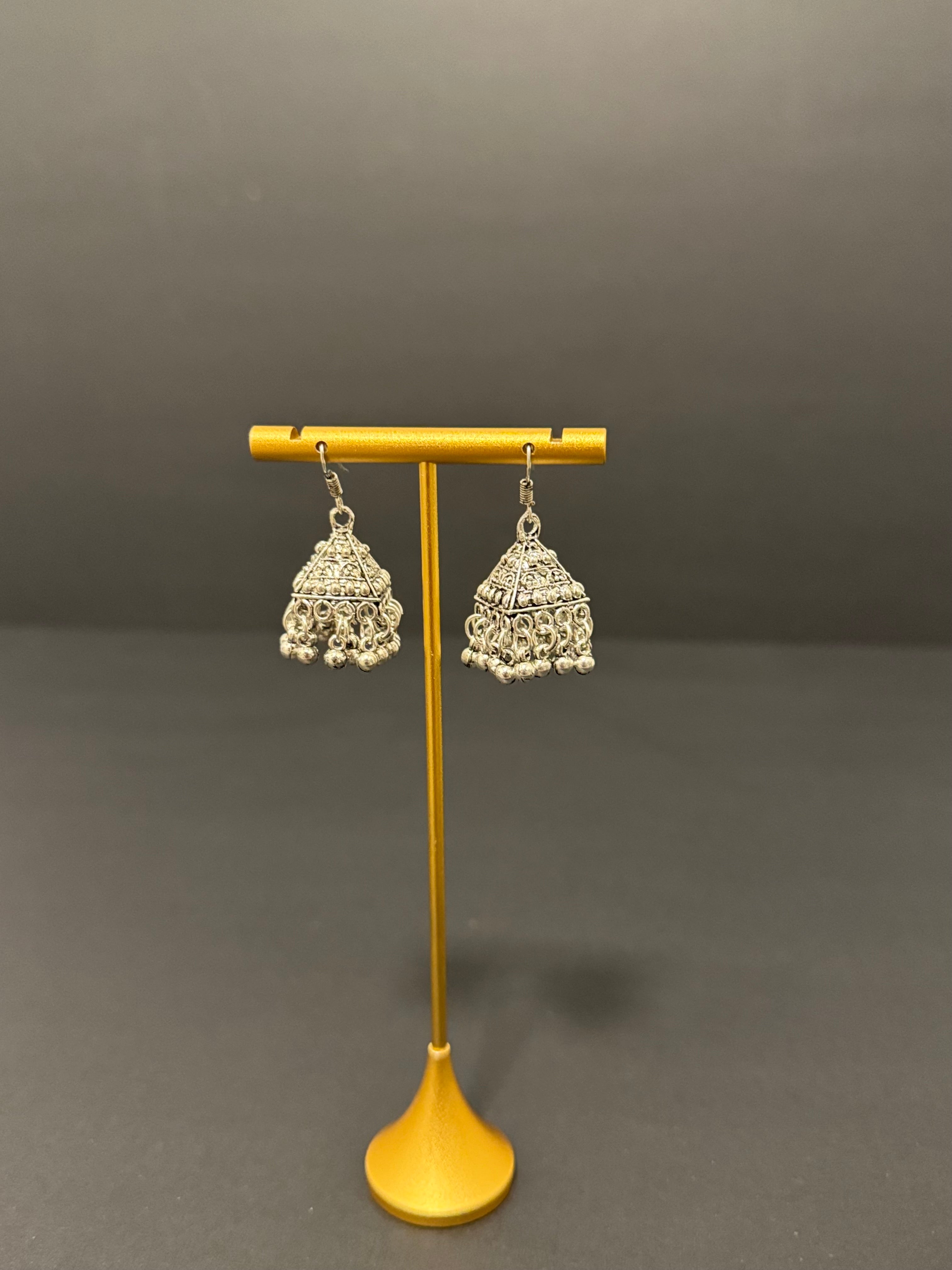 Trikoot Jhumkas