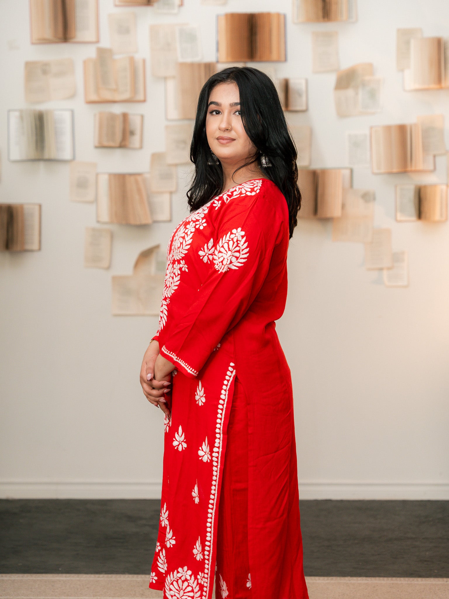 Laal Siyaahi - Red Suit