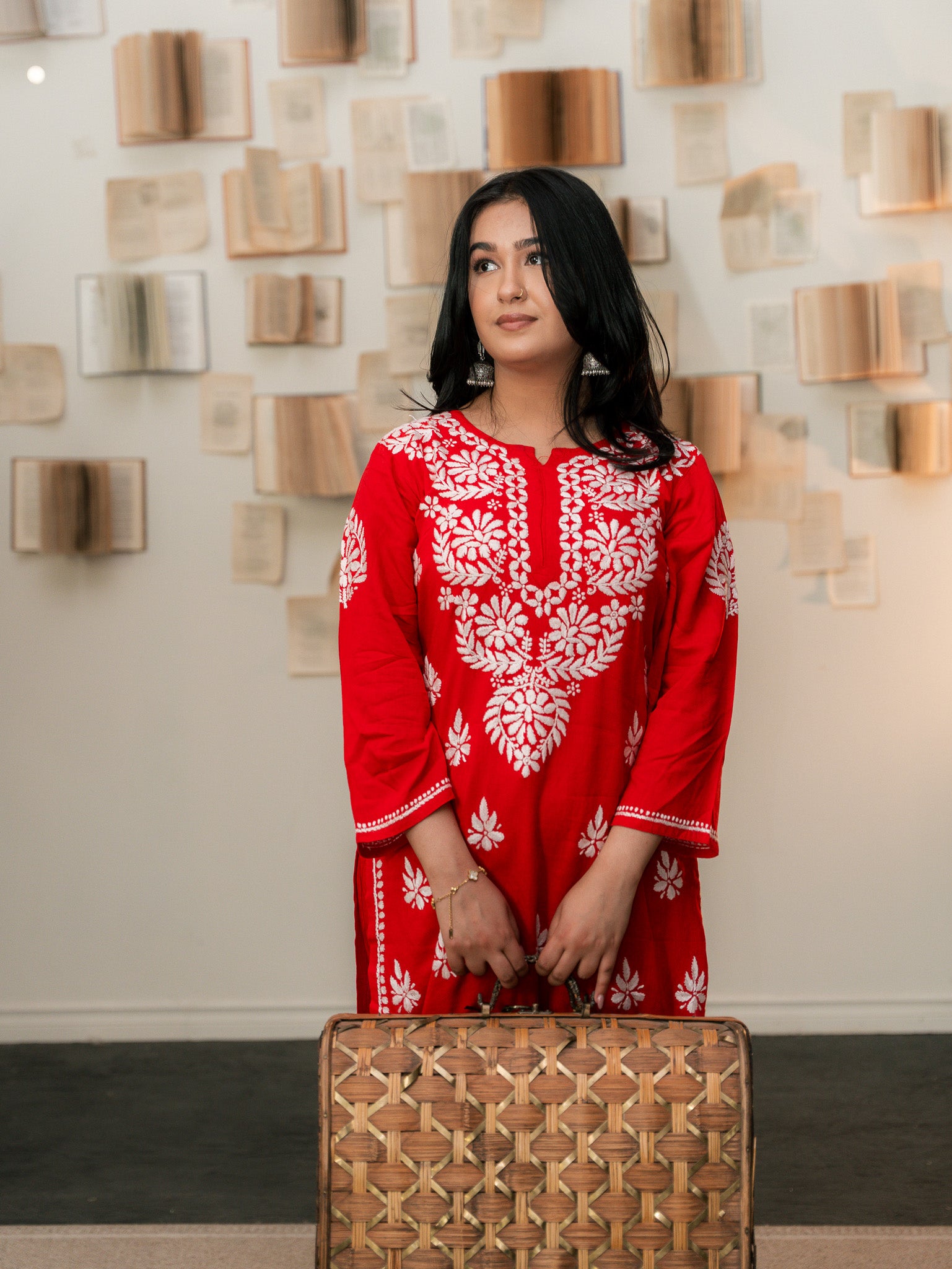 Laal Siyaahi - Red Suit