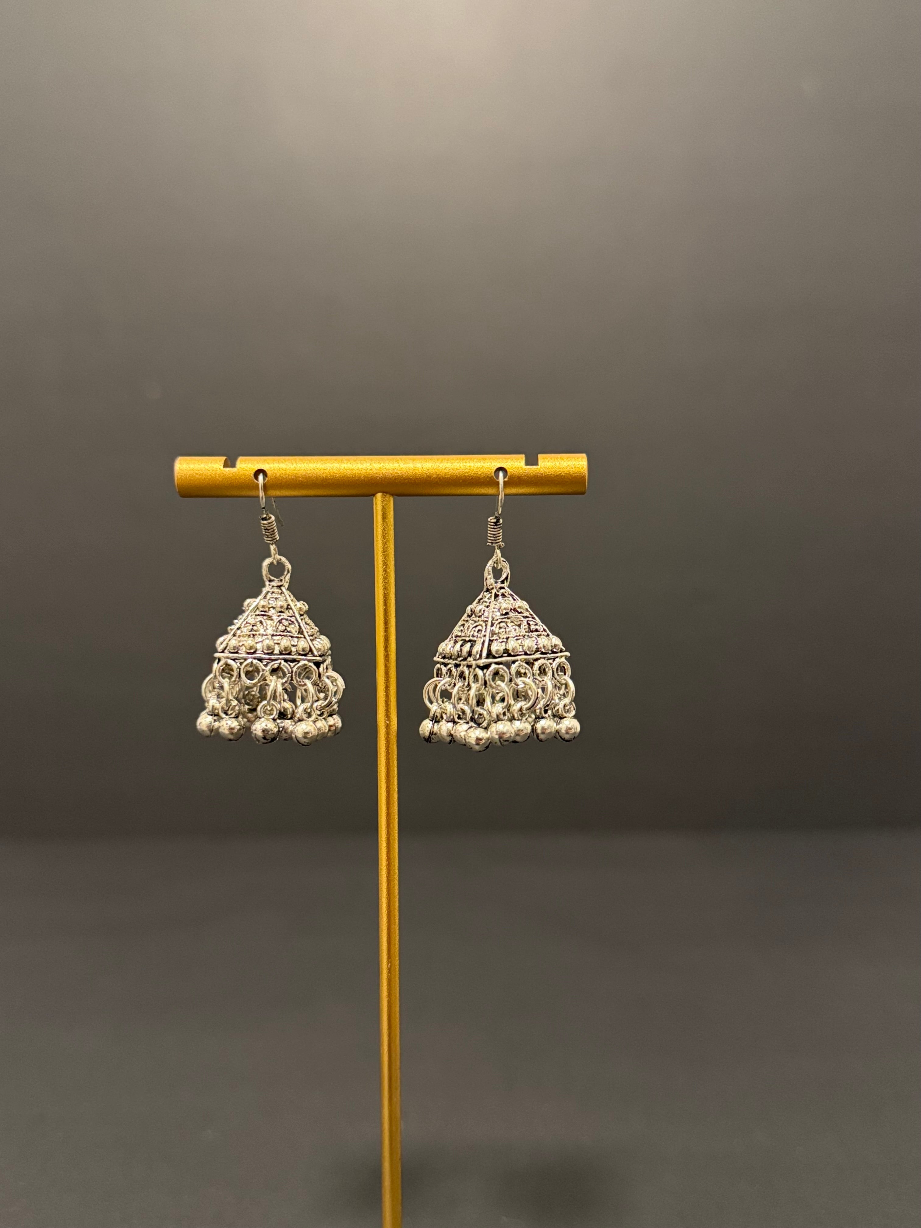 Trikoot Jhumkas