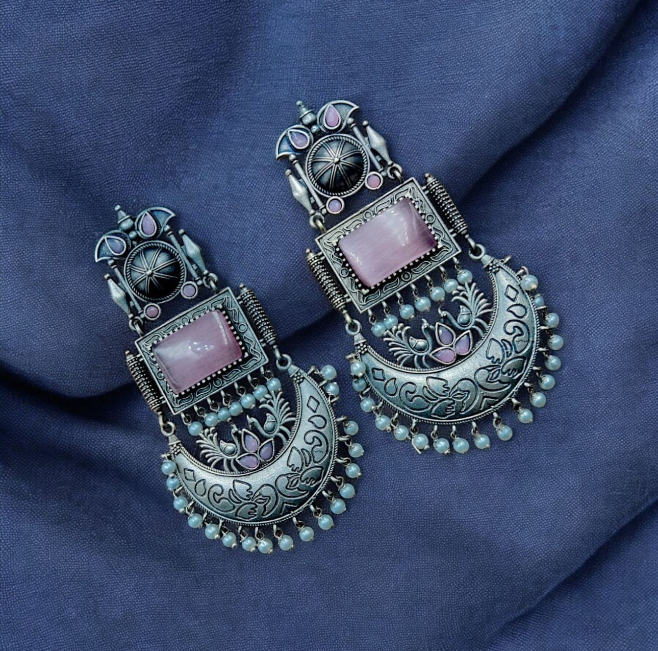 Vintage look oxidised Silver monalisa Stone Earrings